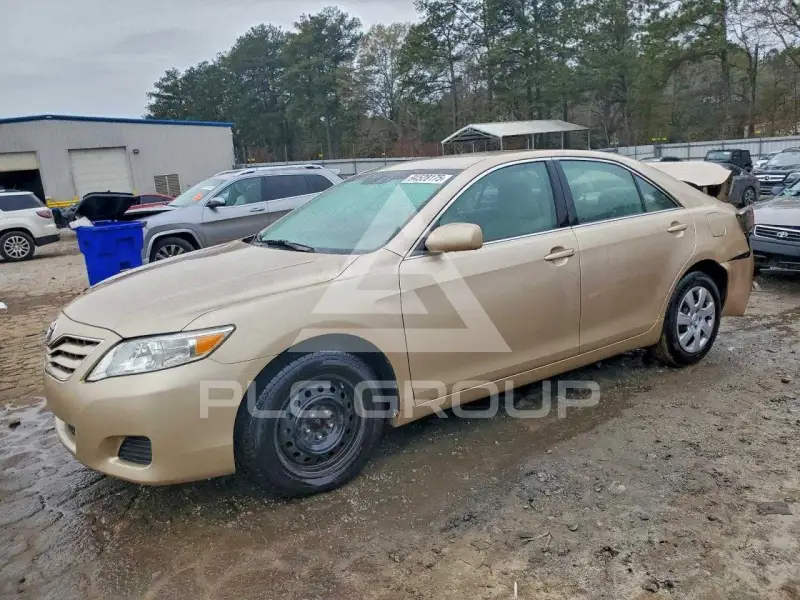 2010 Toyota CAMRY фото