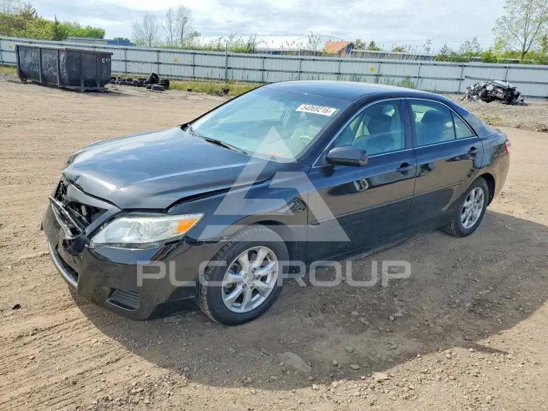 2010 Toyota CAMRY фото