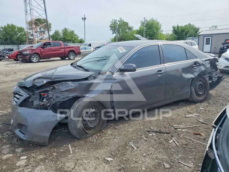 2010 Toyota CAMRY photo