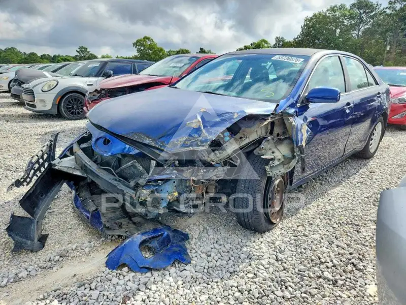 2010 Toyota CAMRY фото