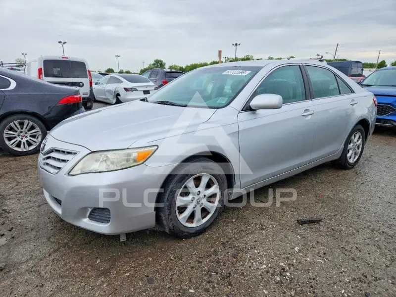 2010 Toyota CAMRY фото