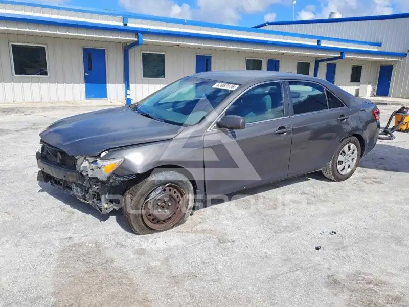 2010 Toyota CAMRY фото