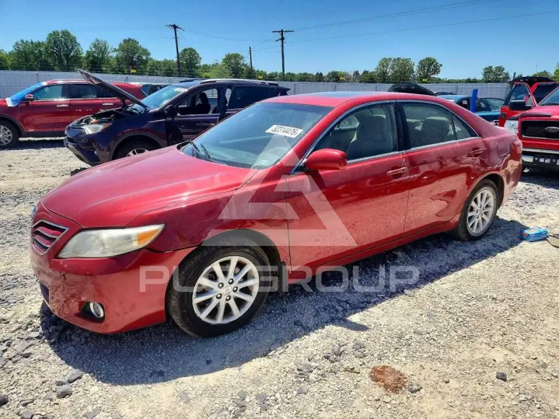 2010 Toyota CAMRY фото