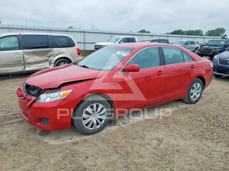 2010 Toyota CAMRY фото