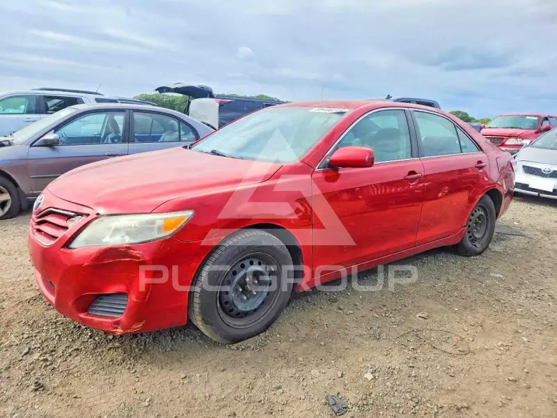 2010 Toyota CAMRY photo