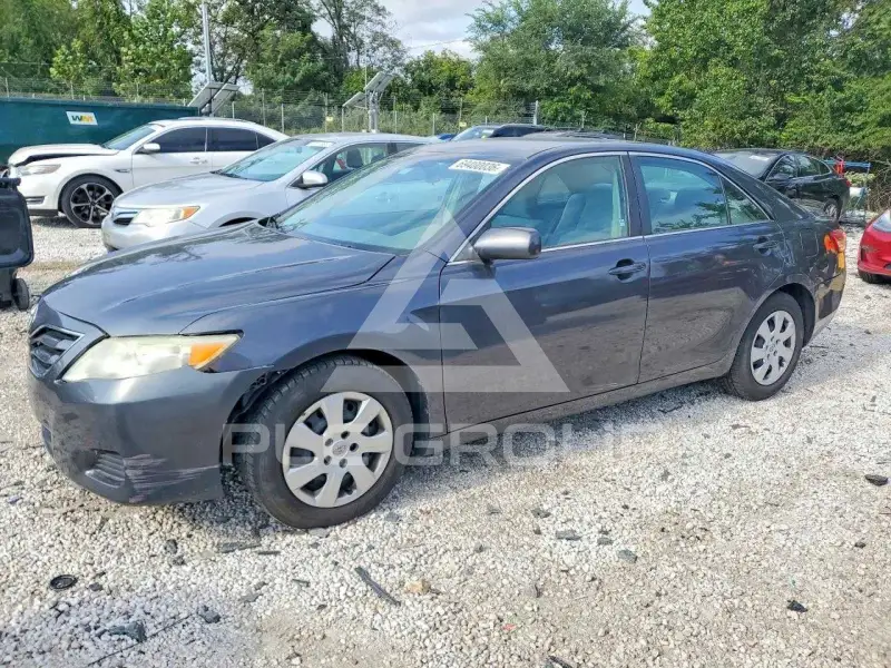 2010 Toyota CAMRY photo