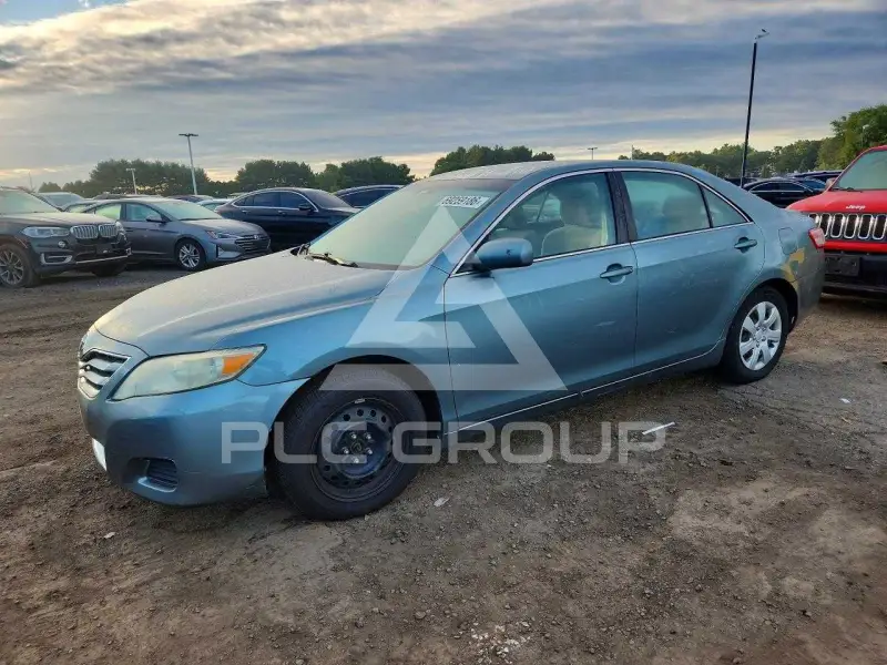 2010 Toyota CAMRY фото