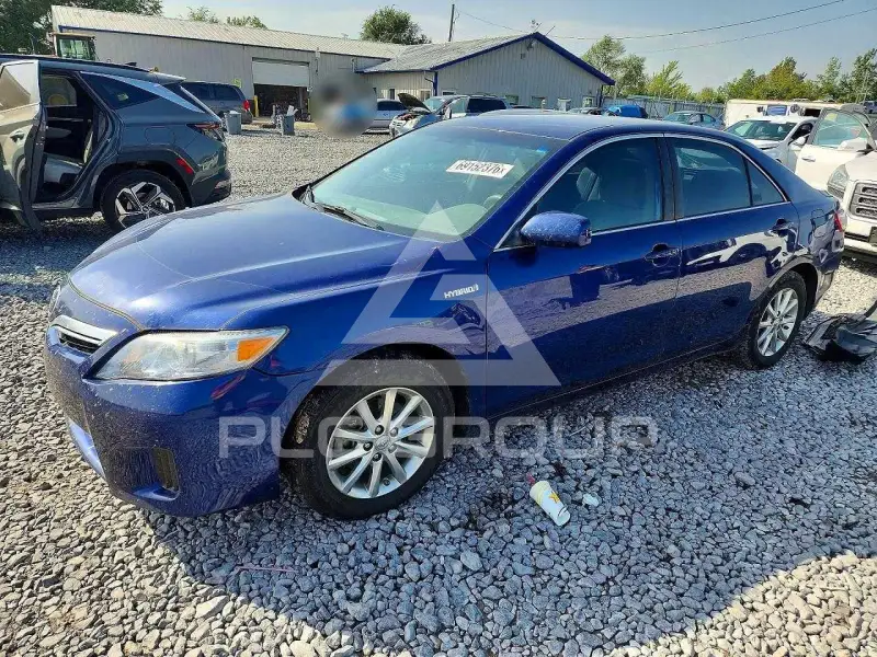 2010 Toyota CAMRY фото