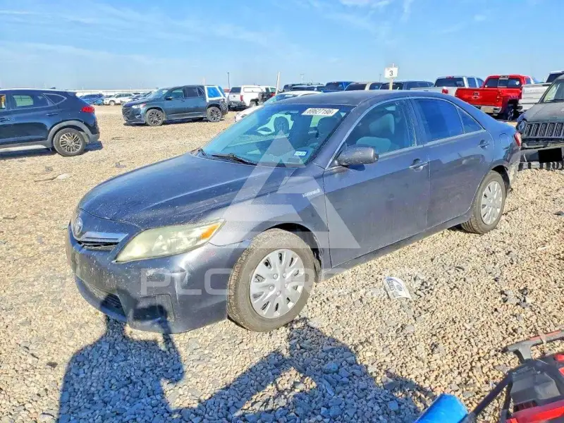 2010 Toyota CAMRY фото