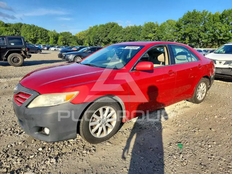 2010 Toyota CAMRY photo