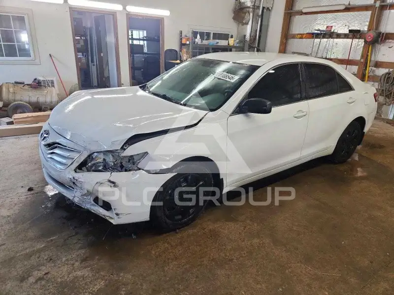 2010 Toyota CAMRY фото