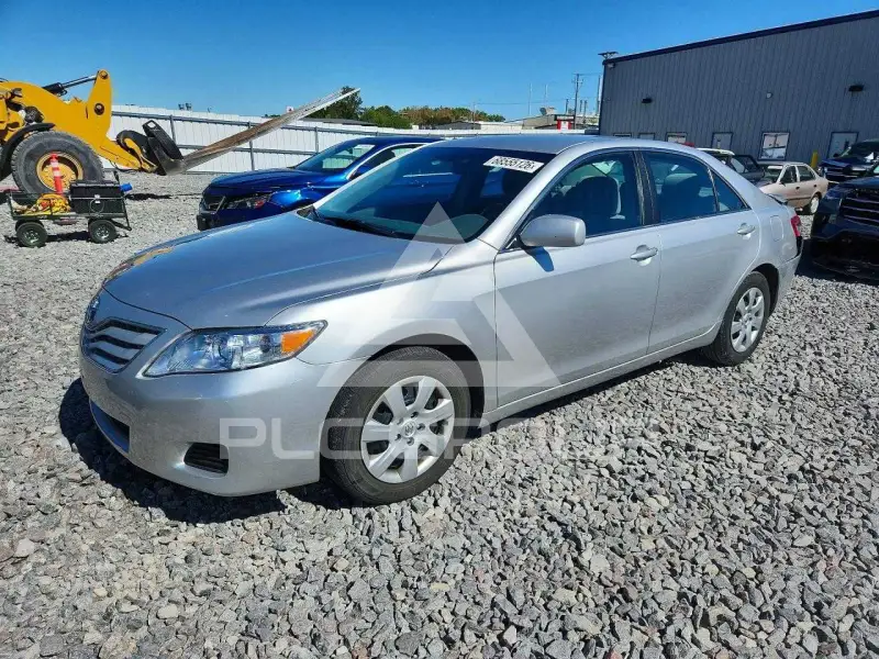2010 Toyota CAMRY photo
