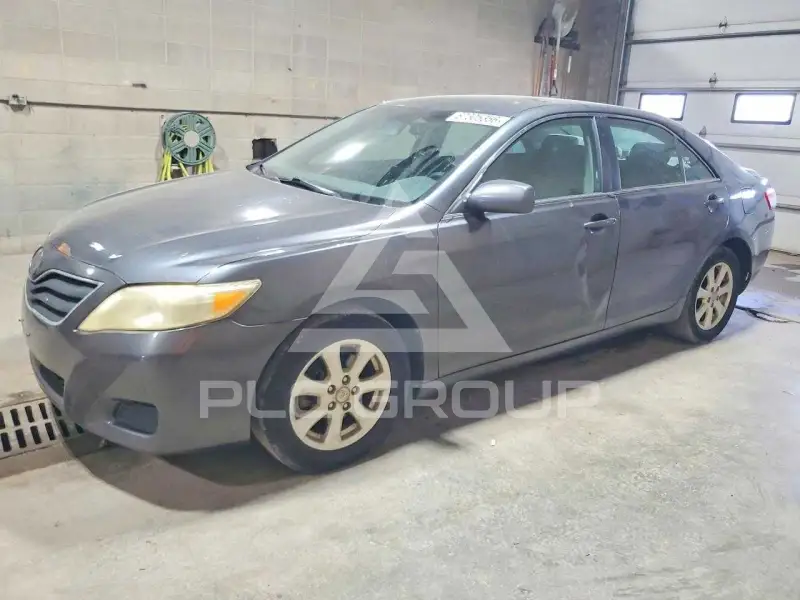 2010 Toyota CAMRY photo