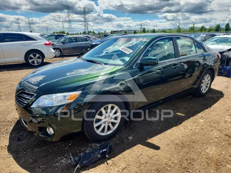 2010 Toyota CAMRY фото