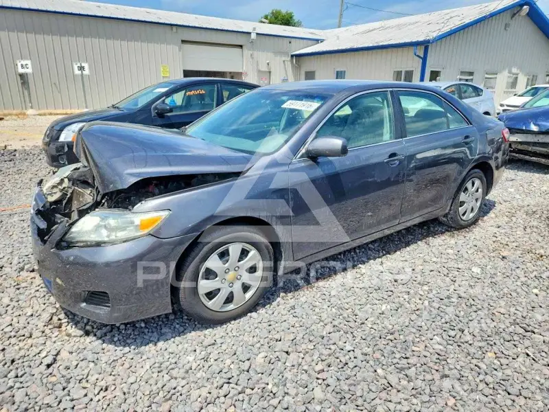 2010 Toyota CAMRY photo