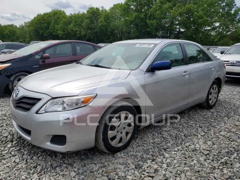 2010 Toyota CAMRY фото