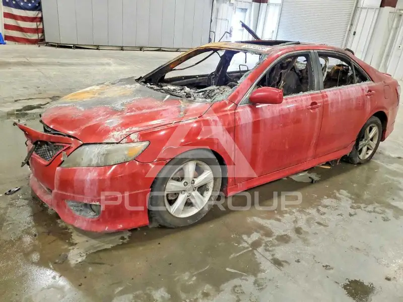 2010 Toyota CAMRY фото