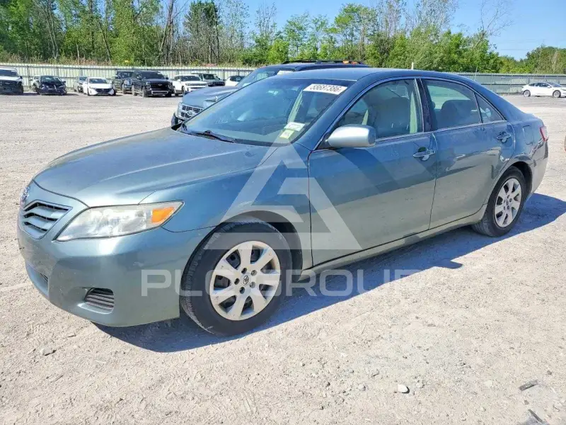 2010 Toyota CAMRY фото
