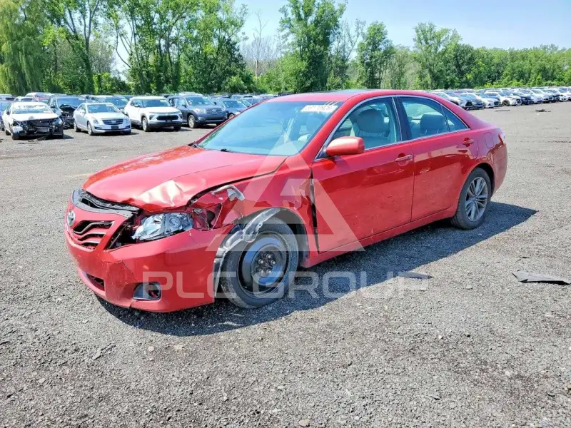 2010 Toyota CAMRY фото
