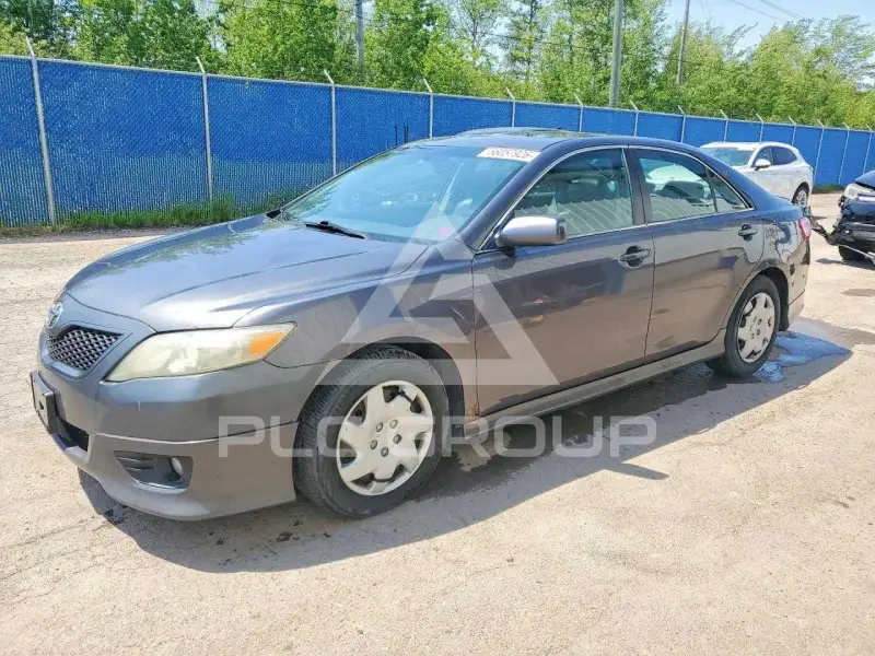 2010 Toyota CAMRY фото