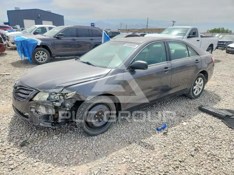 2010 Toyota CAMRY фото