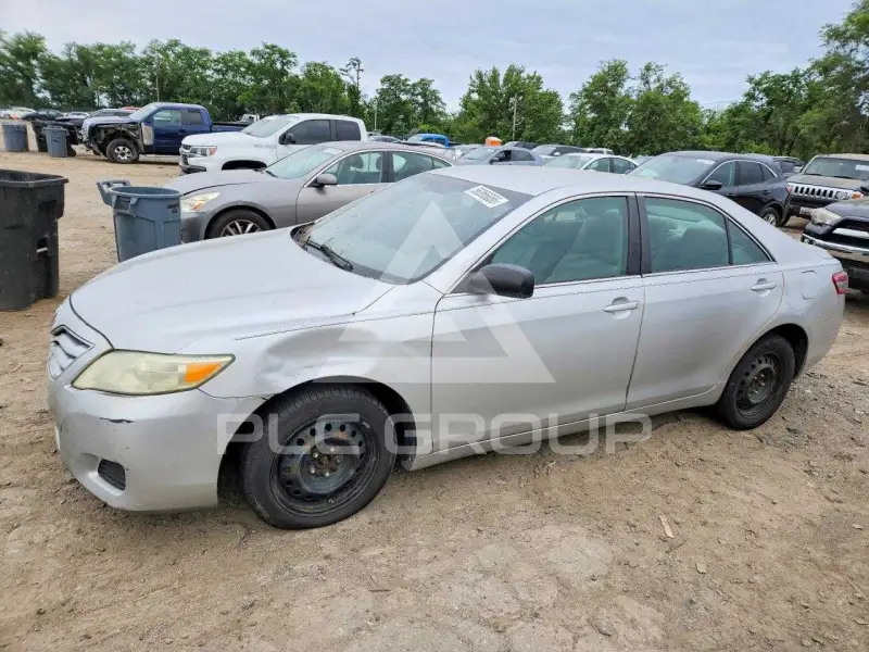2010 Toyota CAMRY фото