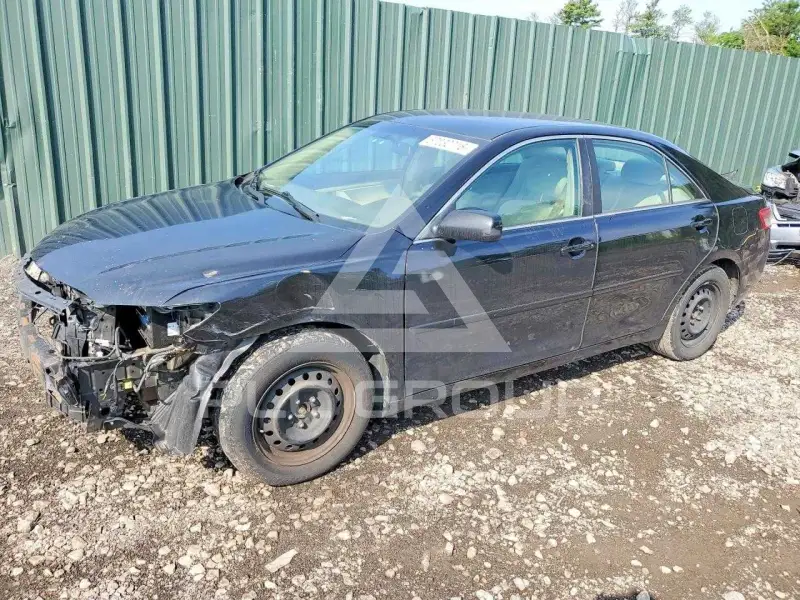 2010 Toyota CAMRY фото