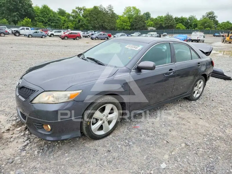 2010 Toyota CAMRY фото