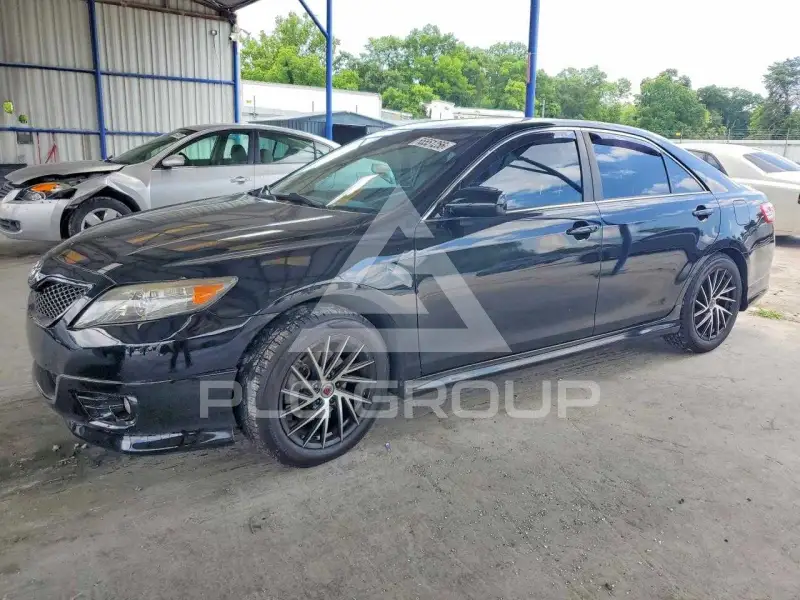 2010 Toyota CAMRY фото