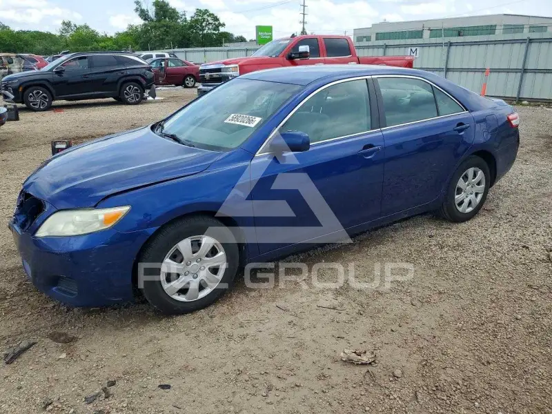 2010 Toyota CAMRY фото