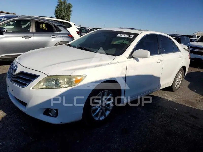 2010 Toyota CAMRY фото