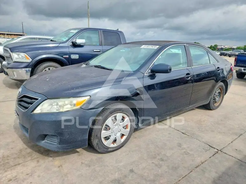 2010 Toyota CAMRY фото