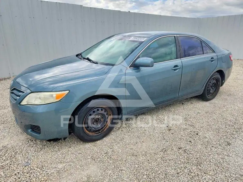 2010 Toyota CAMRY фото