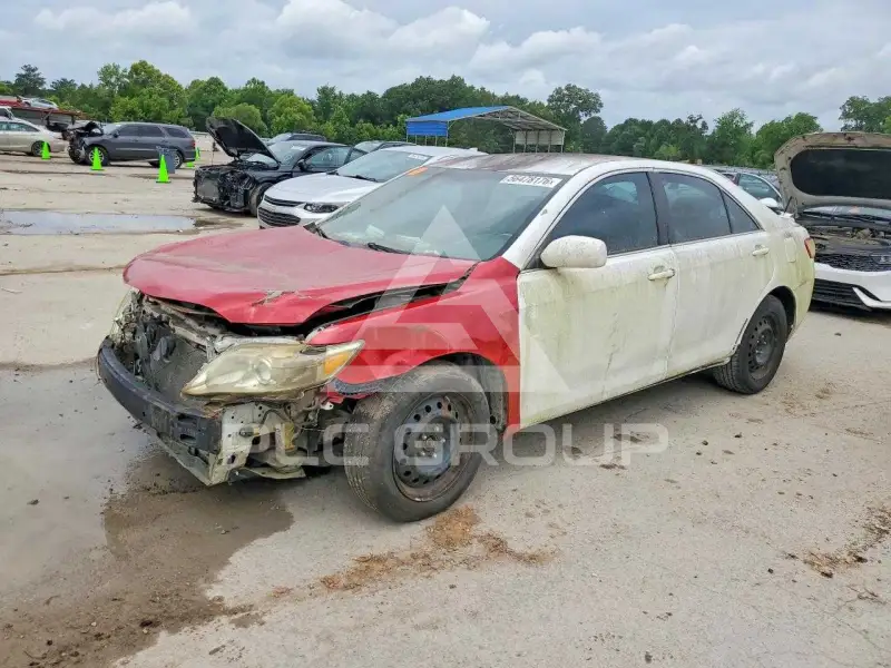 2010 Toyota CAMRY фото