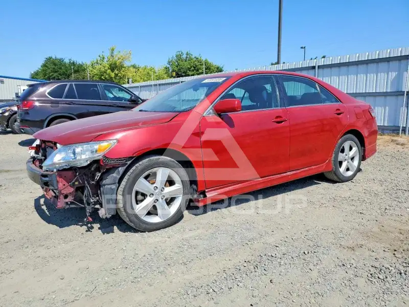 2010 Toyota CAMRY photo