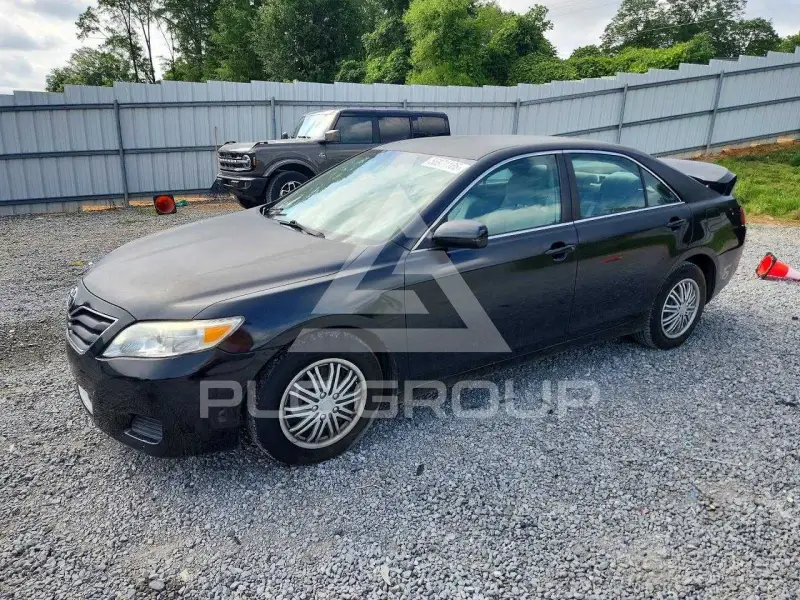 2010 Toyota CAMRY photo