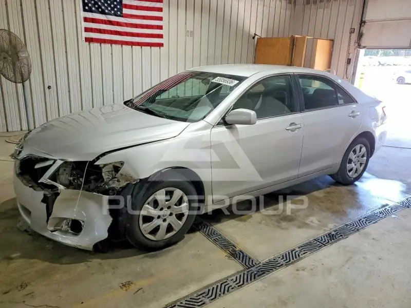 2010 Toyota CAMRY фото