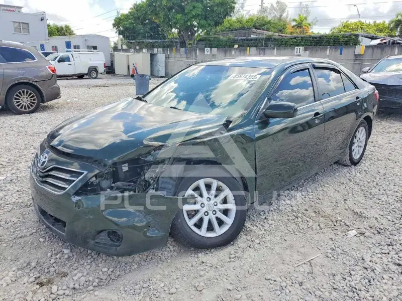 2010 Toyota CAMRY photo