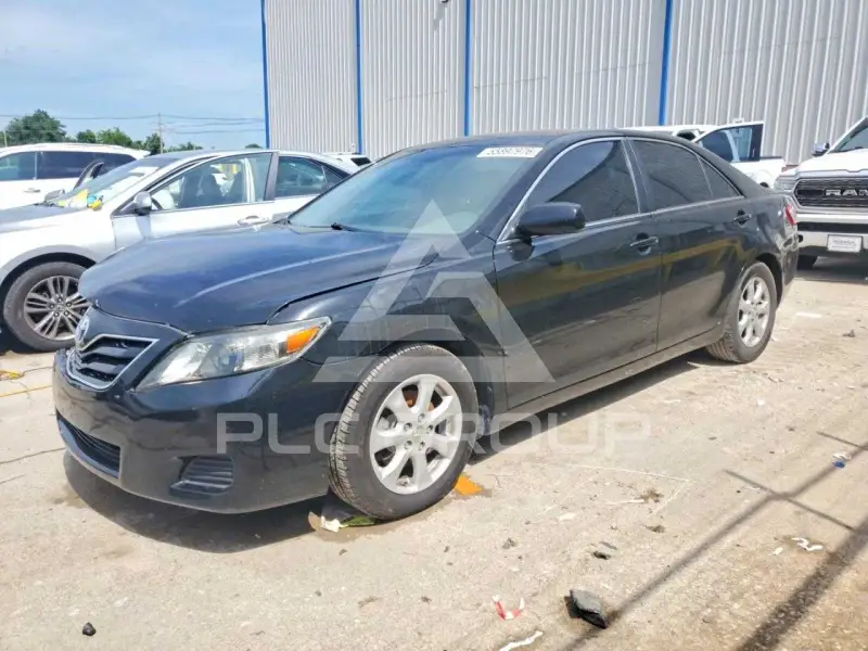 2010 Toyota CAMRY photo