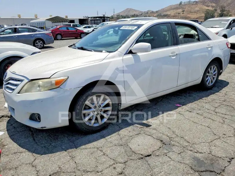 2010 Toyota CAMRY photo