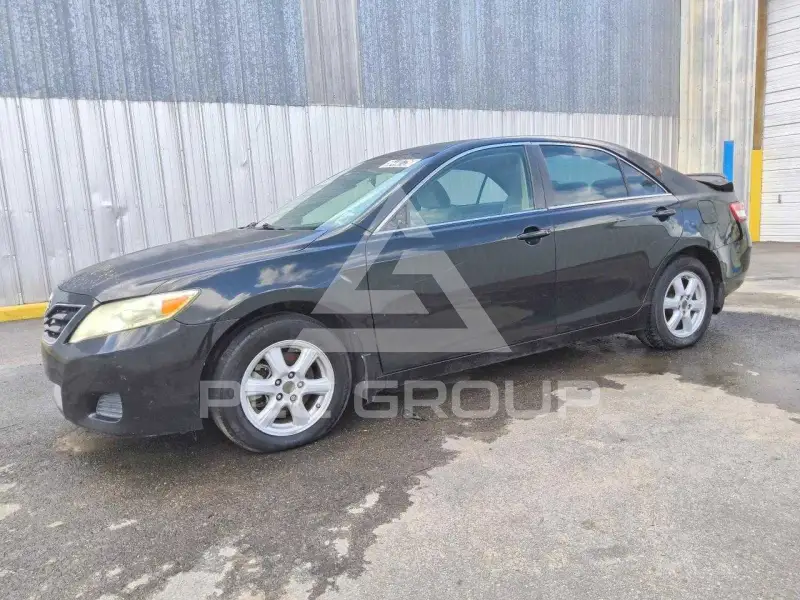 2010 Toyota CAMRY photo