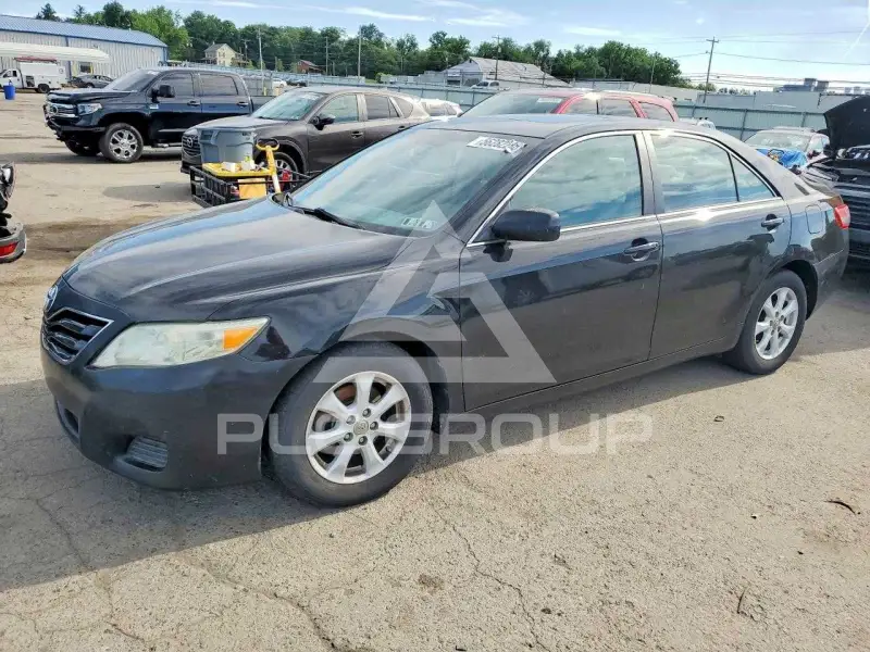 2010 Toyota CAMRY фото