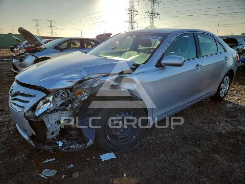 2010 Toyota CAMRY фото