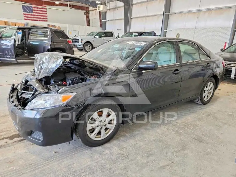 2010 Toyota CAMRY фото