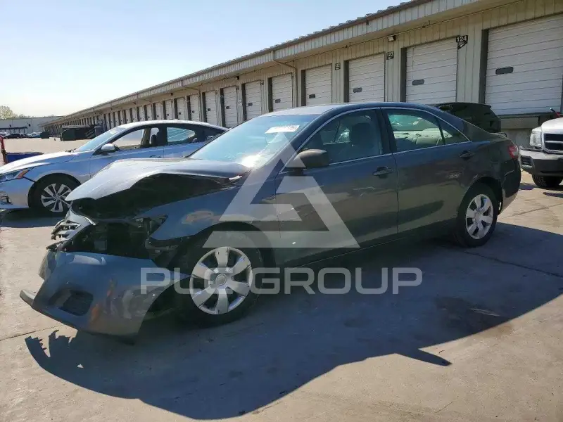 2010 Toyota CAMRY фото