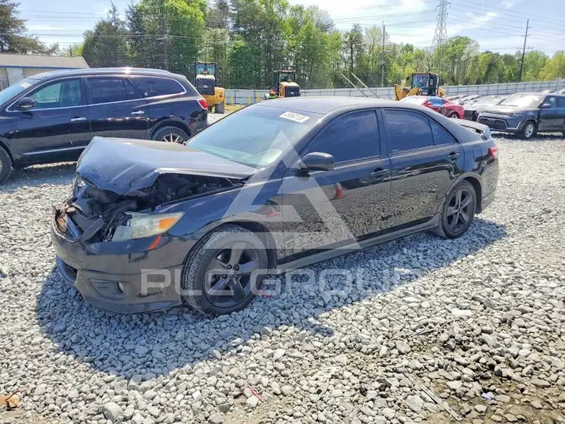 2010 Toyota CAMRY фото