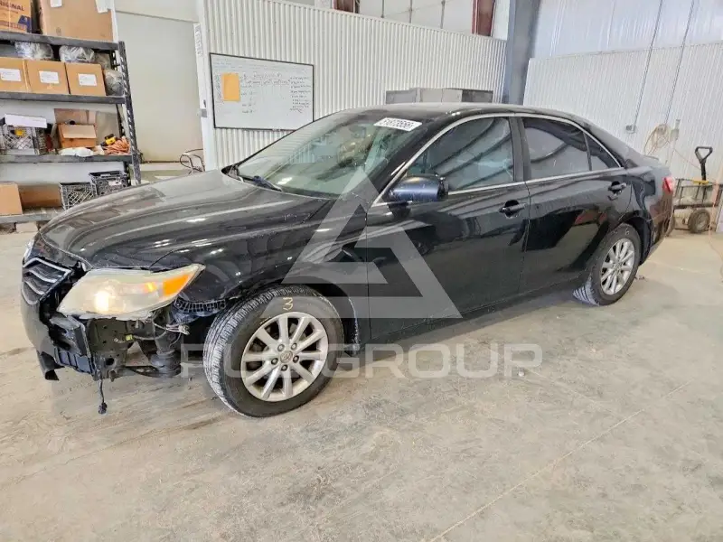 2010 Toyota CAMRY photo