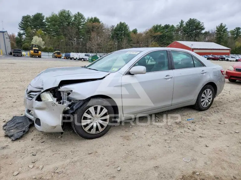2010 Toyota CAMRY фото