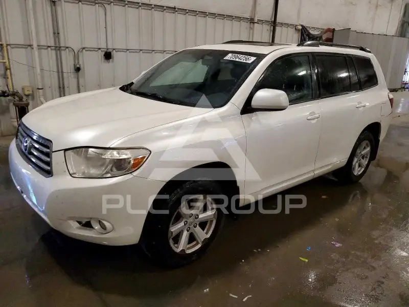 2010 Toyota Highlander photo