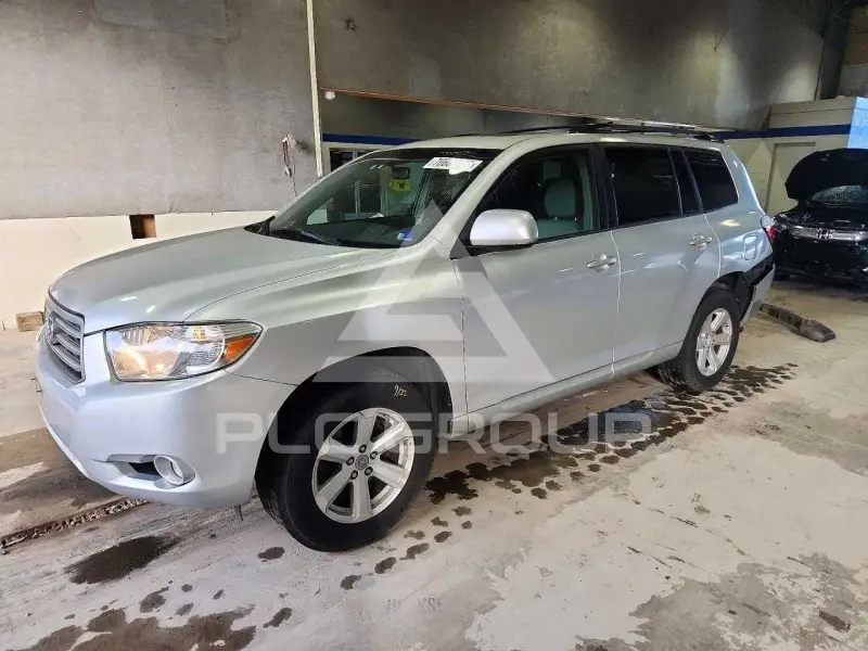 2010 Toyota Highlander photo